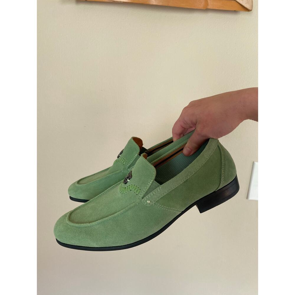 EUC Stacy Adams Quincy Moc Toe Bit Slip-On Loafers Pistachio Green Suede Sz 7.5
